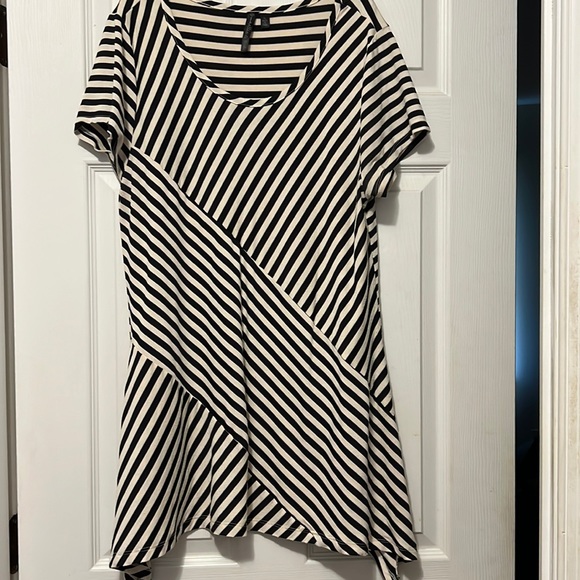 Allie & Rob Tops - Allie and Rob tan/black striped short sleeve